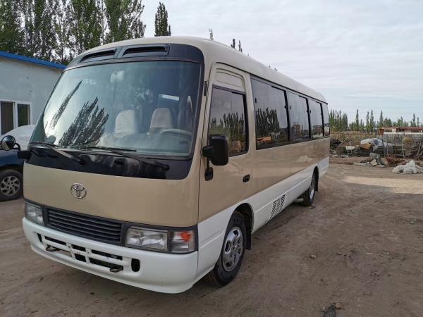 Second Hand Mini Coaster Bus Toyota 1hz 6 Cylinder Engine With 23 Seats